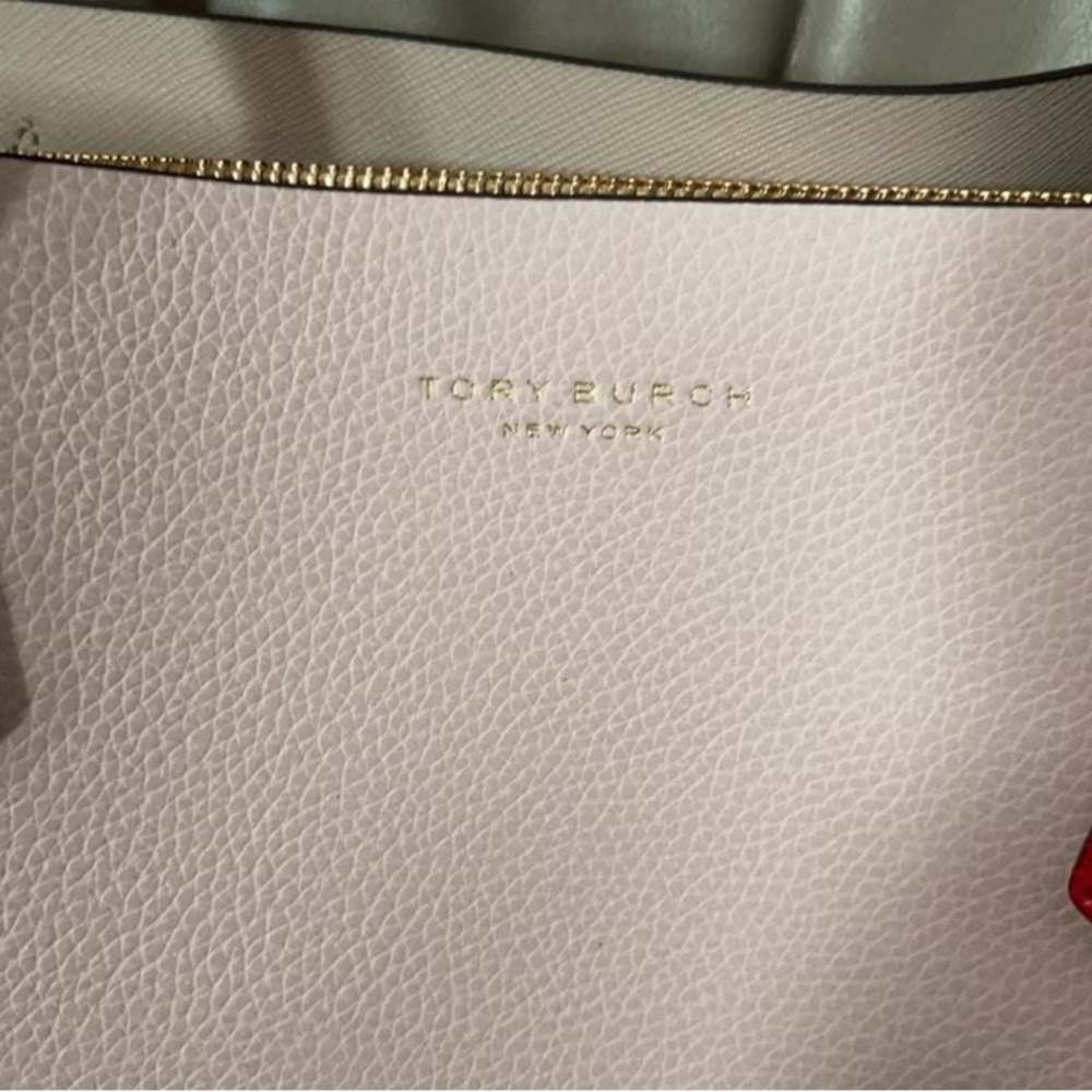 Tory Burch Perry Triple Tote Bag in Shell Pink - Picture 4 of 8